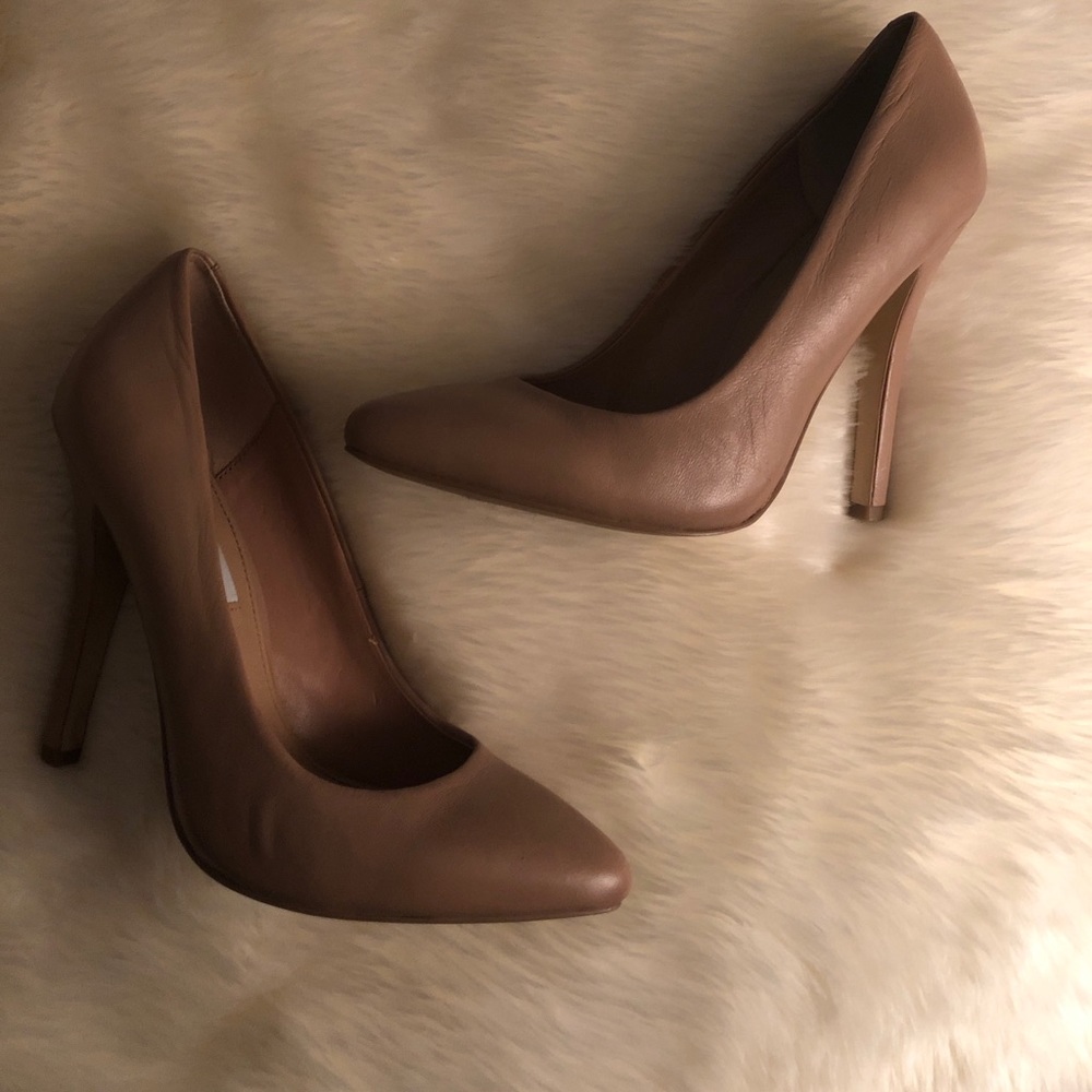 Steve Madden nude pumps “kammi cognac”